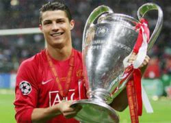 C. Ronaldo nhớ những tháng ngày ở MU