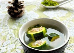 [Chế biến]- Canh bí ngòi nhồi tôm thịt ngọt thơm