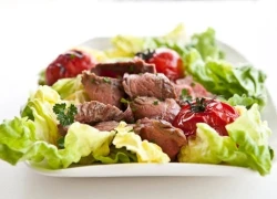 [Chế biến]- Salad cà chua nướng + bò bít tết