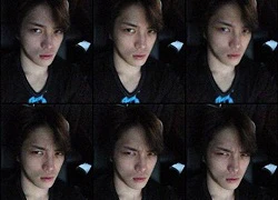 Fan phấn khích với bộ 9 ảnh tự sướng của Jaejoong