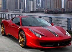 Ferrari 458 Italia mạ vàng, in rồng bắt mắt