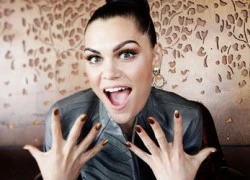 Jessie J không muốn "câu khách" bằng giới tính của mình