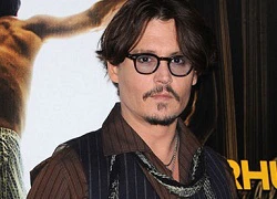 Johnny Depp gặp rắc rối vì vệ sĩ