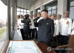 Kim Jong-un trực tiếp theo dõi tập trận bắn đạn thật