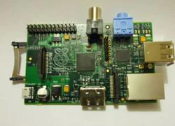 Lô máy tính Raspberry Pi đầu tiên đã xuất xưởng