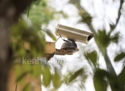 Teen Chu Văn An bỡ ngỡ với việc lắp camera... toàn trường