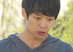 "Thái tử" Yoo Chun ngượng chín người vì được tỏ tình