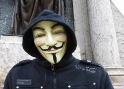 Thành viên nhóm hacker Anonymous đối mặt án phạt 10 năm tù