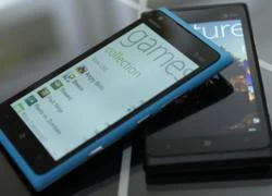 Amazon bán Nokia Lumia 900 với giá chỉ 10 USD