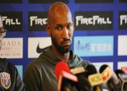 Anelka âm mưu "làm phản" ở Shanghai Shenhua