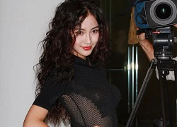 Angelababy lấp ló nội y