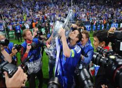 Chelsea vô địch Champions League nhờ&#8230; bồ Lampard?