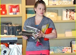 Hilary Duff lộ dáng "phì nhiêu" ngoại cỡ