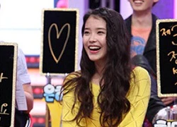 IU &#8220;khoái&#8221; đặt tay lên chỗ nhạy cảm của đối phương