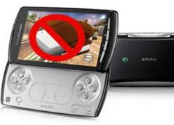 Lý do Xperia Play không được &#8220;lên đời&#8221; Android 4.0