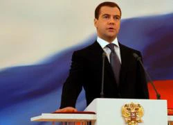 Medvedev - Putin: Thách thức người tiền nhiệm