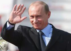 Nga sẽ bắn 30 phát đại bác chào mừng Putin trở lại điện Kremlin