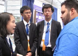 Người Việt hội ngộ bất ngờ trên "sân đấu" ISEF 2012