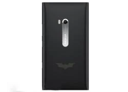 Nokia sắp ra Lumia 900 bản giới hạn Dark Knight