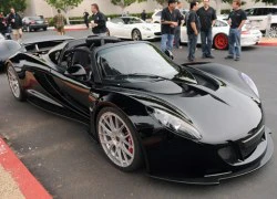 &#8220;Quái vật&#8221; Venom GT Spyder hiện hình