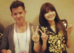 Simon Curtis yêu Soo Young say đắm