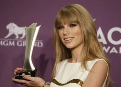 Taylor Swift quyên góp 84 tỉ VNĐ để giáo dục âm nhạc