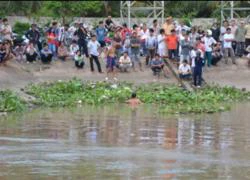 Tiền Giang: Tìm thi thể ba thanh niên chết đuối