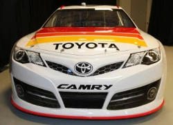 Toyota Camry phiên bản đua thêm lửa cho NASCAR