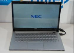 Trên tay ultrabook nhẹ chưa đến 1 kg đến từ Nhật Bản