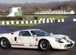 Xế đua Ford GT40 đầy vinh quang tìm chủ mới