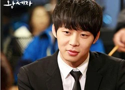 Yoochun (JYJ) bị tai nạn ô tô nhưng vẫn chưa chịu đi kiểm tra