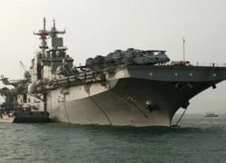 Cách chức tân thuyền trưởng tàu tấn công đổ bộ USS Essex