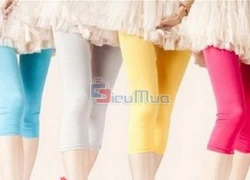 Combo 2 quần legging lửng cho nữ giá chỉ có 79.000đ, chất liệu thun thoáng mát tạo cảm giác thoải mái cho người mặc.