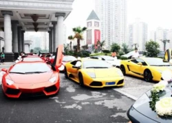 Đám cưới với toàn siêu xe Lamborghini và Ferrari