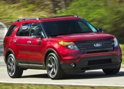 Ford Explorer Sport 2013 có giá từ 40.720 USD