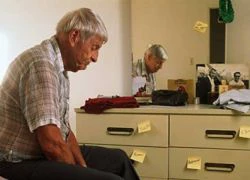 Giúp người bệnh Alzheimer ăn uống ngon miệng