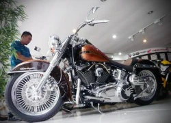 Harley Softail phong cách rock độc nhất Việt Nam