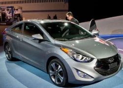 Hyundai công bố giá 2 phiên bản mới dòng Elantra