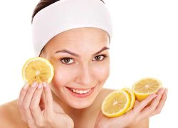 Làm đẹp với chanh với hàm lượng vitamin C cao