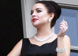 Lindsay Lohan kiệt sức vì vào vai Liz Taylor