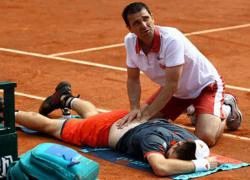 Murray phát cáu vì bị tố "diễn kịch" ở Roland Garros