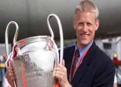 Peter Schmeichel làm đại sứ Man United