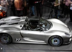 Porsche 918 Spyder có sức mạnh 770 mã lực