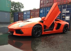 Siêu xe Lamborghini Aventador thứ hai về Việt Nam