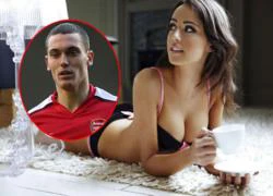 Thân hình tuyệt mỹ hớp hồn trung vệ Vermaelen