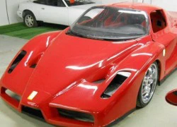 Toyota MR2 "nguỵ trang" Ferrari Enzo