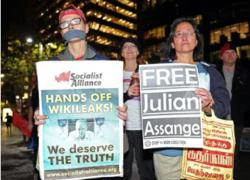 Tòa án Anh từ chối xem xét lại việc dẫn độ Assange