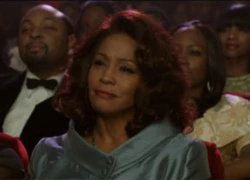 Whitney Houston rạng rỡ trong clip mới cùng Jordin Spark