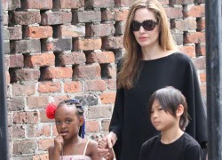 Angelina Jolie cấm Pax Thiên nghe nhạc dung tục của Rihanna