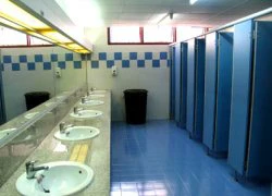 Bán dâm trong... toilet ở Nhật Bản